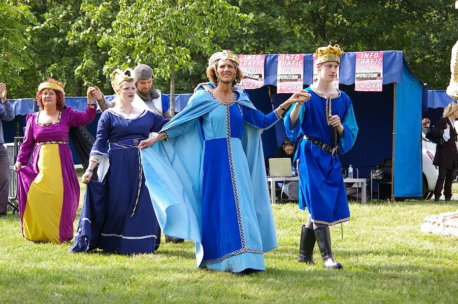 La reine: les 20 ans du lac en fete 316